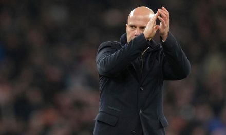 Arne Slot Tekankan Pentingnya Tiga Poin Saat Hadapi Newcastle