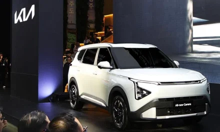 Kia All New Carens: MPV Keluarga Resmi Mengaspal Di IIMS 2026