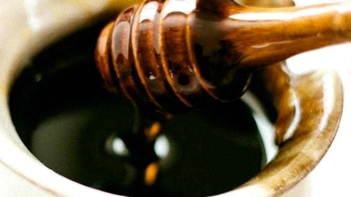 Khasiat Madu Hitam